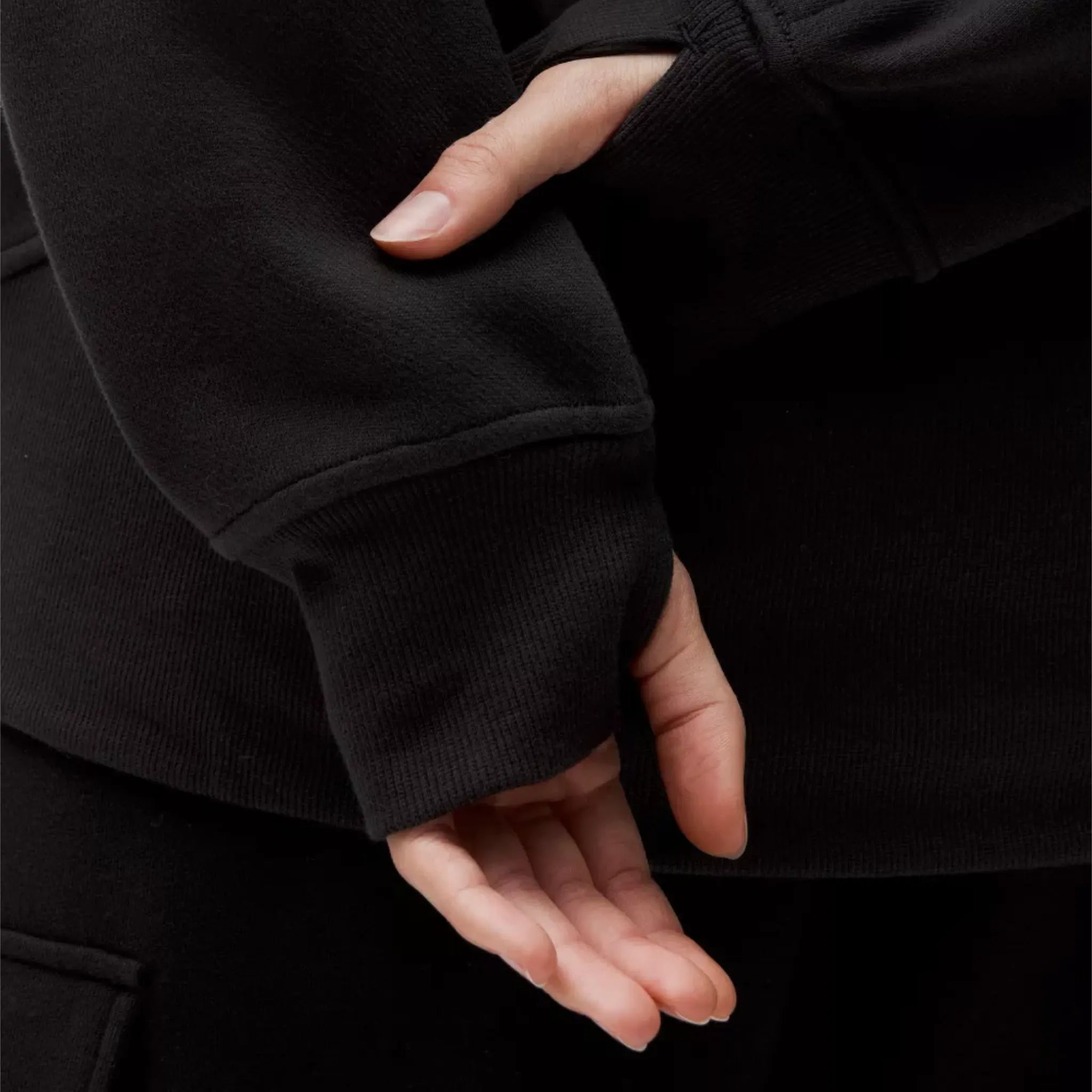 THE CLOUD-FLEECE OVERSIZED HALF-ZIP