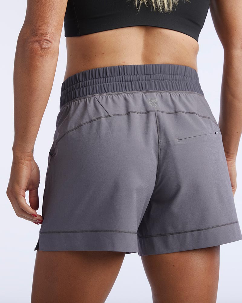 Triple V Damen Sport-Shorts